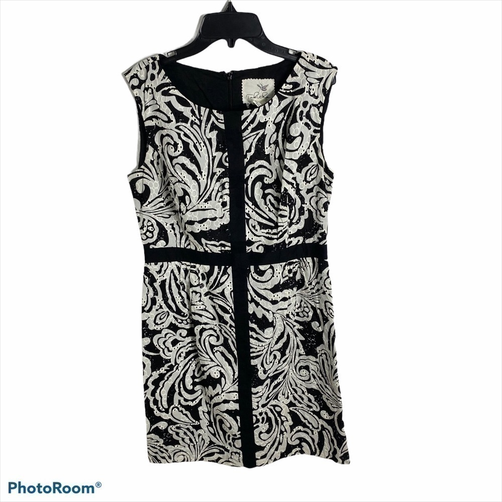 Tabitha Paisley Black White Dress Sz 8 Sheath
